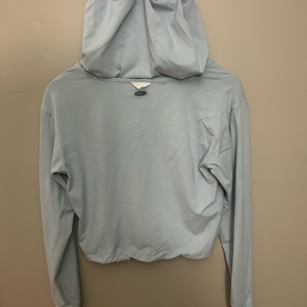 Gymshark Light Blue Cropped Hoodie Top - Picture 6 of 6